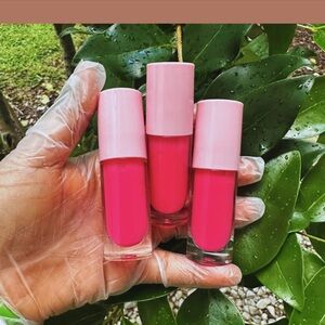 Vibrant Pink Lip Gloss Set